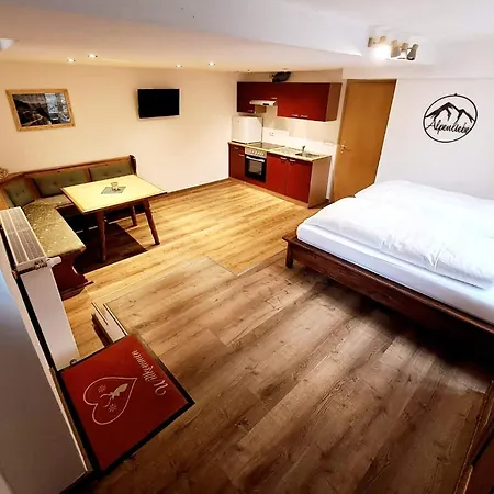 Etzerschloessl Guest house