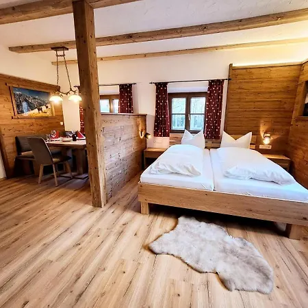 Etzerschloessl Guest house Berchtesgaden